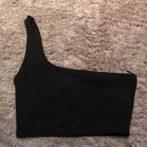 One shoulder crop top
